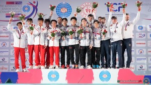 podio mag team foto simone ferraro sfa06168